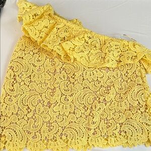 Blu Pepper size small yellow one shoulder nude lined eyelet top